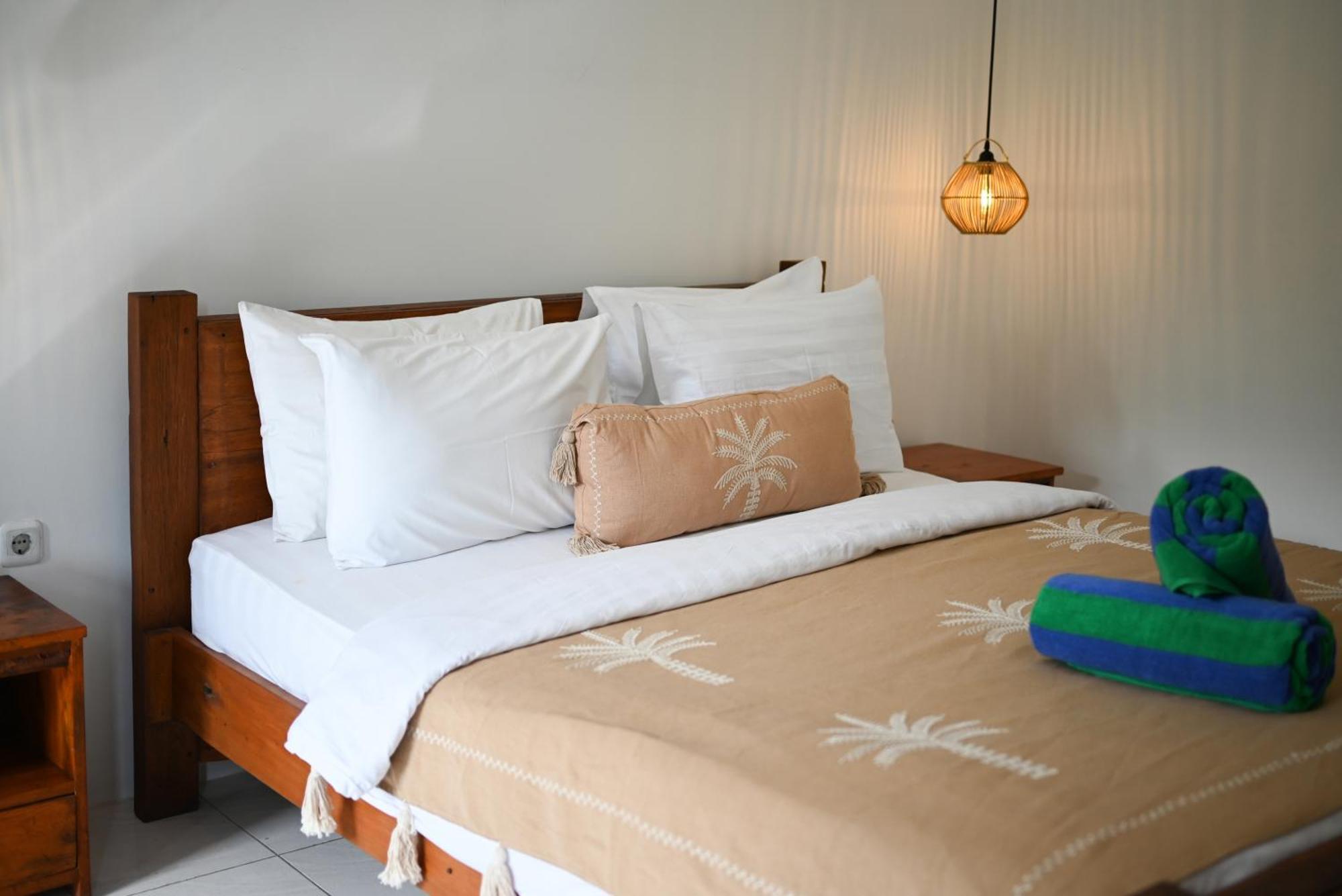 Villa Catta Ii Near Oberoi Seminyak (Bali)